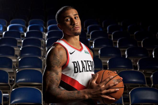 这位年轻的 这位年轻的